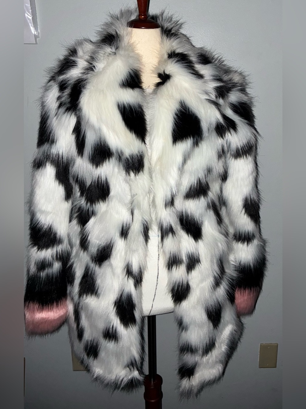 Fashion Nova “Back Fur Good” Faux Fur Coat — White/Combo — Size 2X